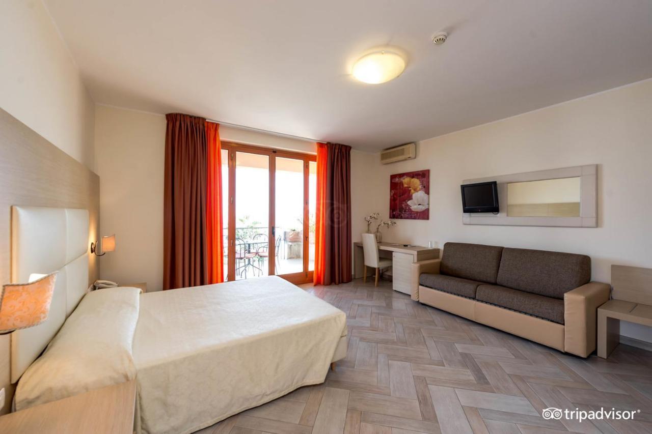 Taormina Hotel Calipso Mazzeo Ngoại thất bức ảnh