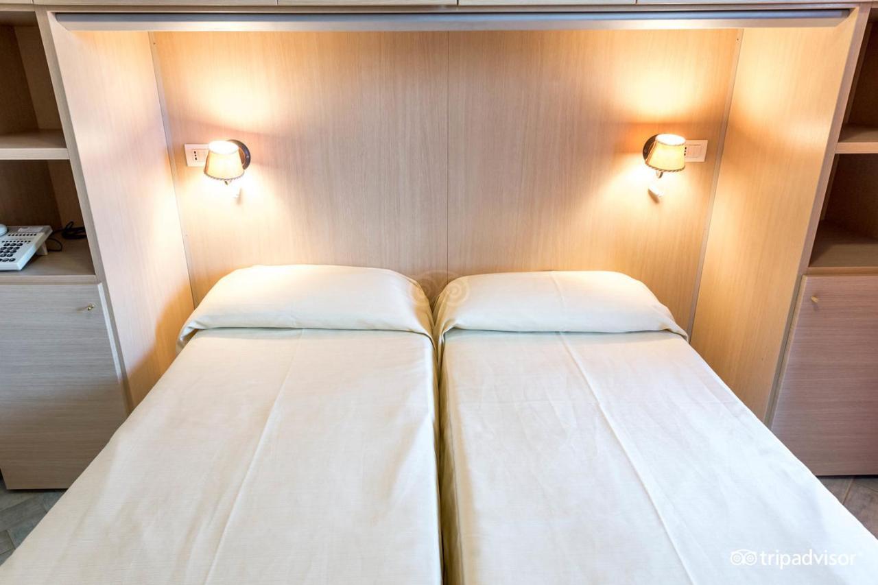 Taormina Hotel Calipso Mazzeo Ngoại thất bức ảnh