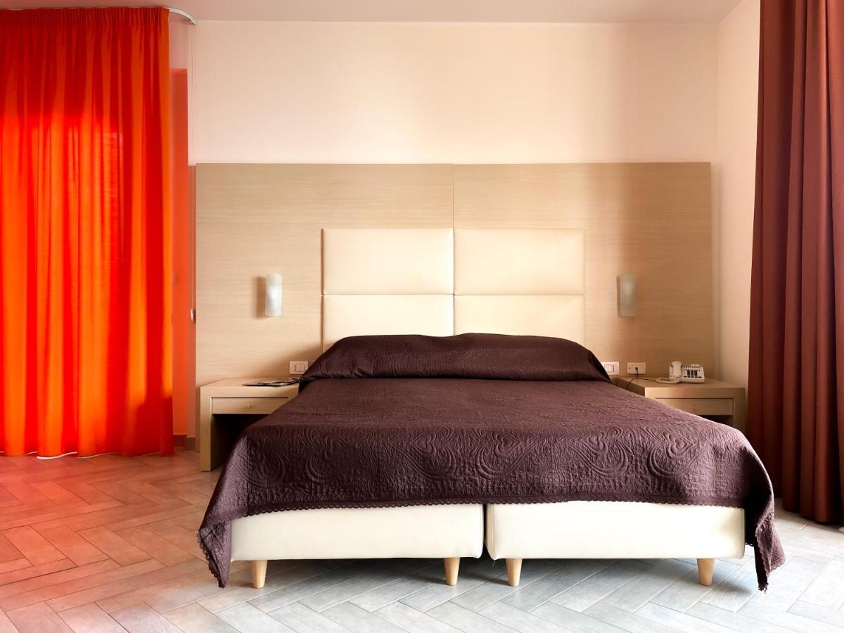 Taormina Hotel Calipso Mazzeo Ngoại thất bức ảnh