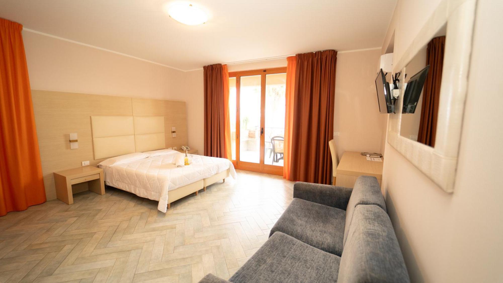 Taormina Hotel Calipso Mazzeo Ngoại thất bức ảnh