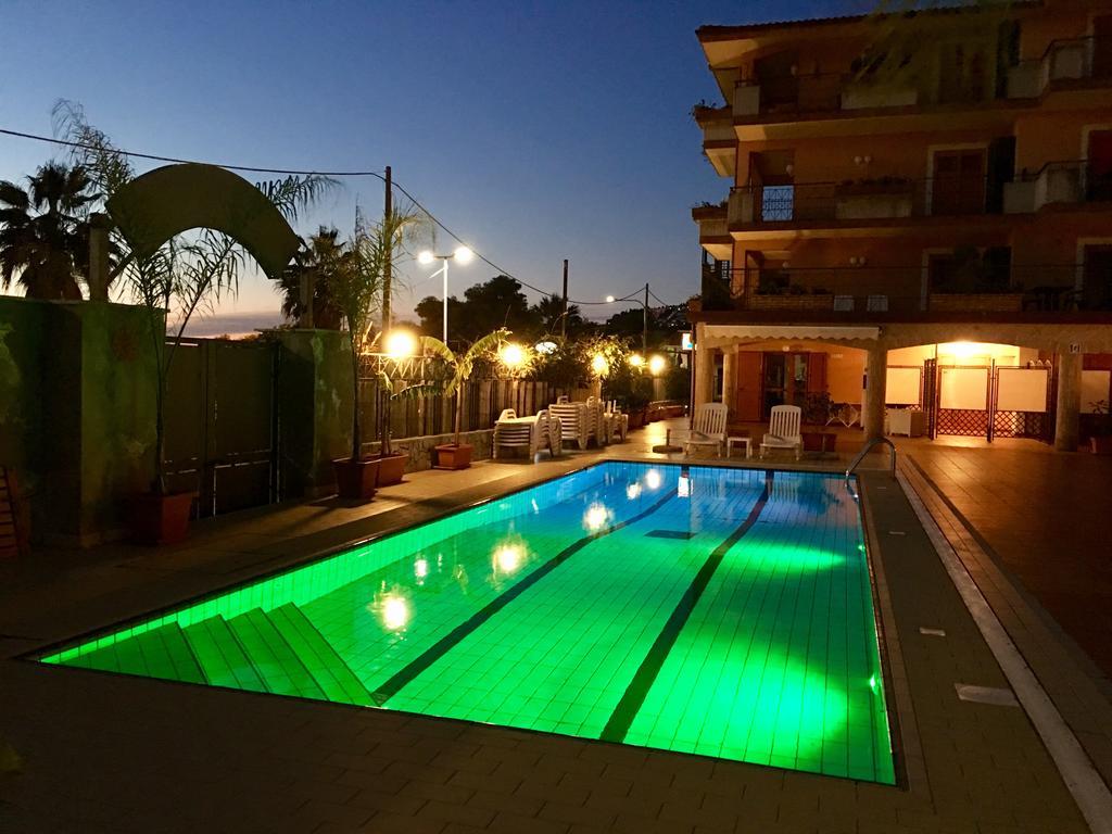 Taormina Hotel Calipso Mazzeo Ngoại thất bức ảnh