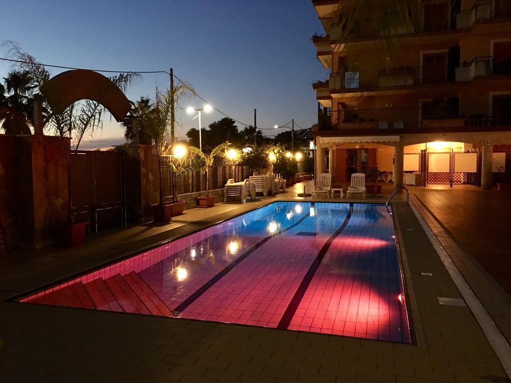 Taormina Hotel Calipso Mazzeo Ngoại thất bức ảnh