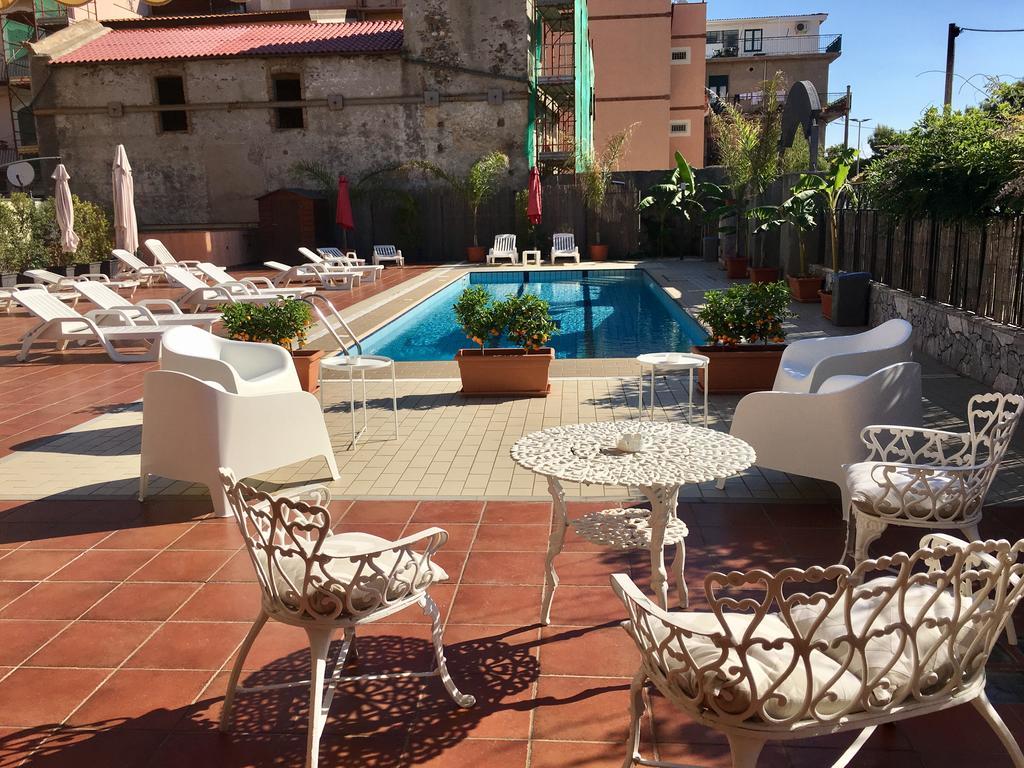 Taormina Hotel Calipso Mazzeo Ngoại thất bức ảnh
