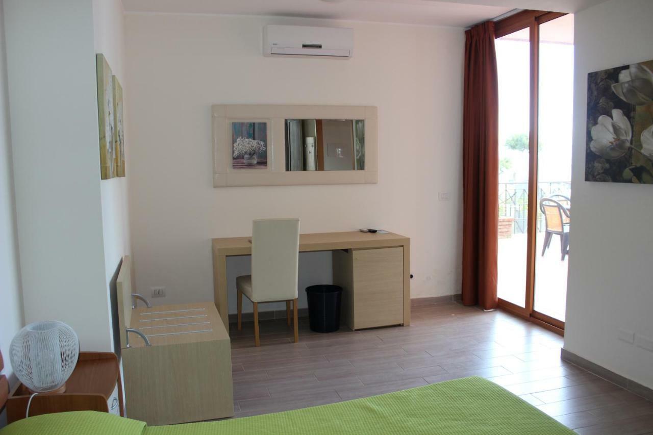 Taormina Hotel Calipso Mazzeo Ngoại thất bức ảnh